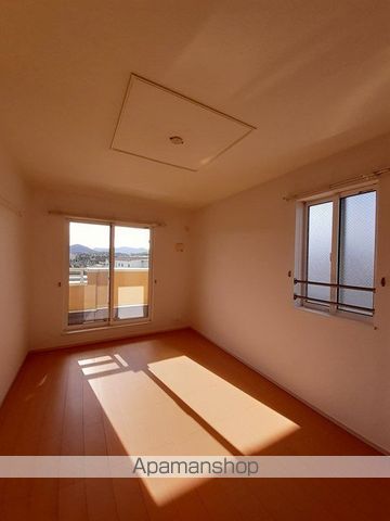コーポ勢多七番館の内装写真
