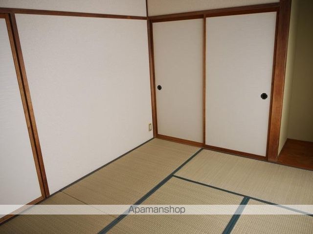 コーポ岩波D棟の内装写真