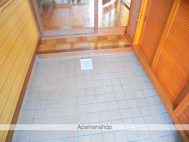 北2条西18丁目 1棟2戸の内装写真
