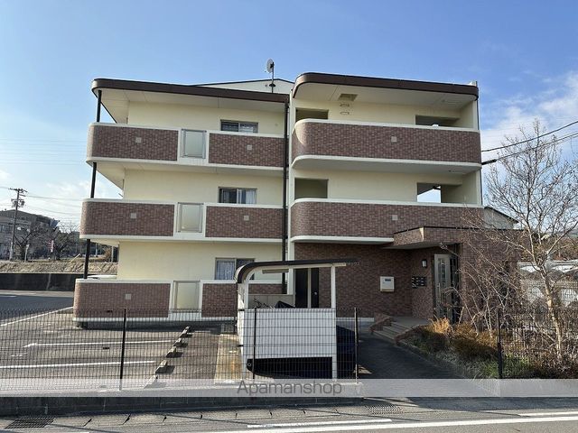 アネックス長尾山の外観写真