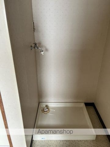 ロイヤルハイツ山岡の内装写真