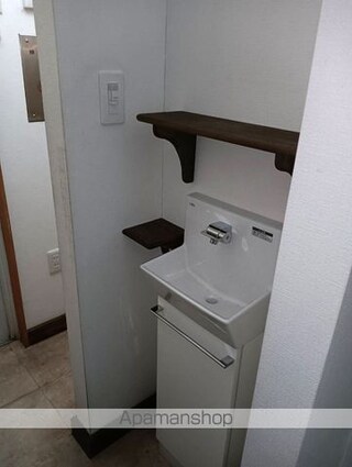 メゾンドコンコルド[店舗/50.27m2]の洗面所