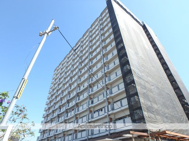 ビレッジハウス港島タワー1号棟の外観写真