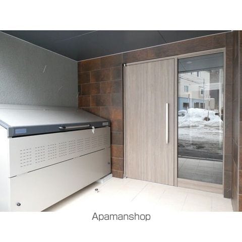 アモール円山の玄関写真