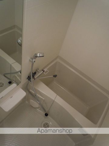 LADOUCEURUMEDAEASTの内装写真