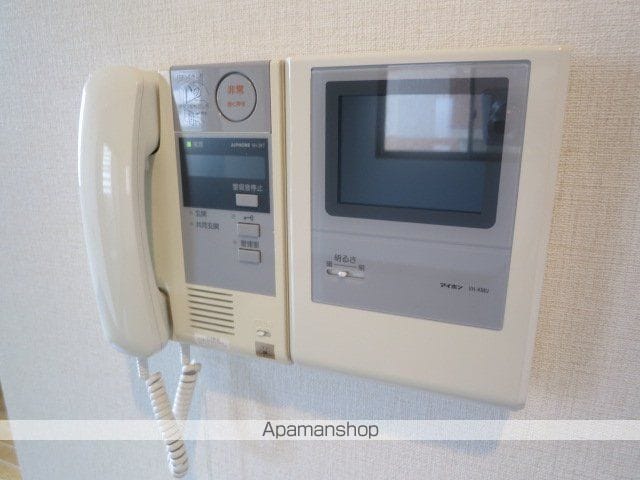 ジェルメ河善の内装写真