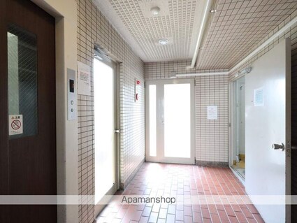 ラ・レジダンス・ド・ノーブル[1R/16.27m2]の駐車場