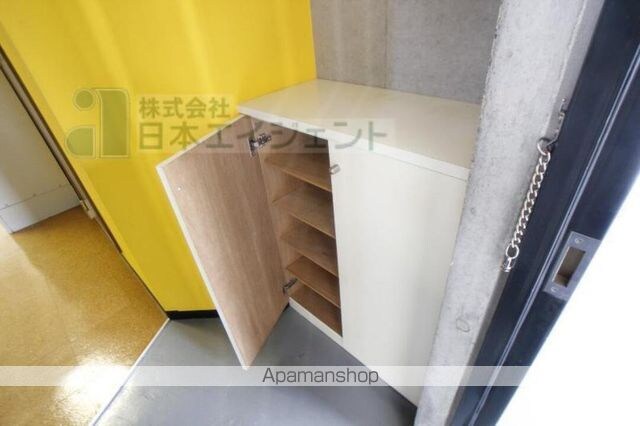 カローラ木屋町[1R/28.35m2]の収納