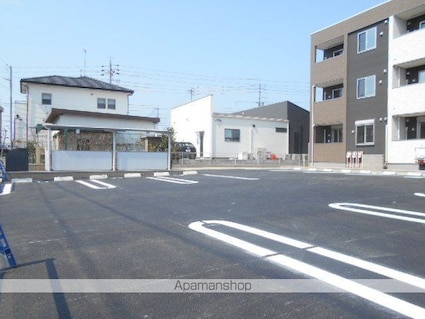 岐阜県岐阜市島新町[2LDK/64.58m2]の駐車場