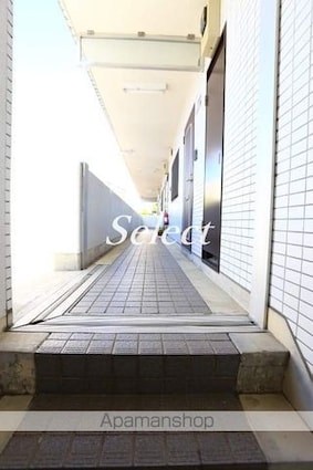 ＬＡＺ　ＫＯＮＡＮＤＡＩ[3DK/51.36m2]のロビー