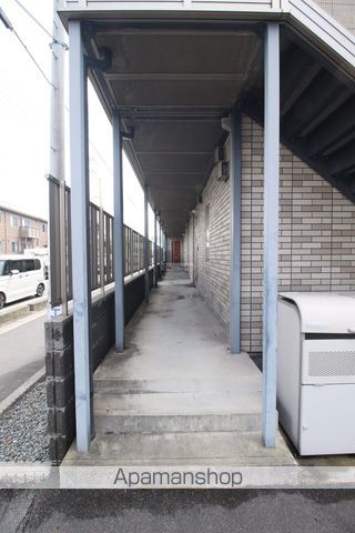 BERKELEY STREETIの玄関写真