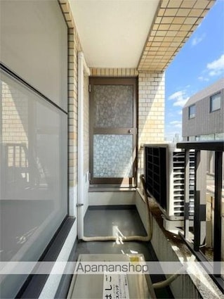 ライオンズマンション南青山シドニービル[1R/20.78m2]のバルコニー