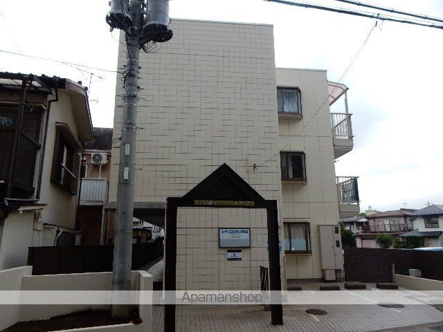 シティコスモ小仲台の玄関写真