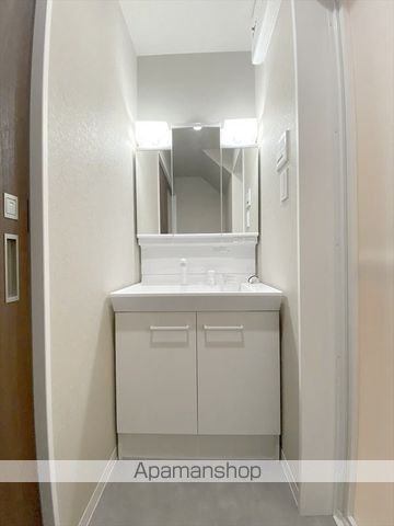 HIGARIAの内装写真