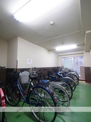 サンジェルマン中納言の内装写真