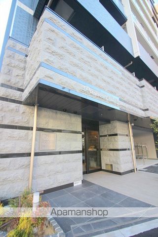 プレサンスOSAKA DOMECITY クロスティの玄関写真