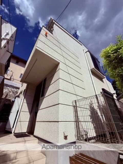 東京都世田谷区成城４丁目[3LDK/106.8m2]の外観
