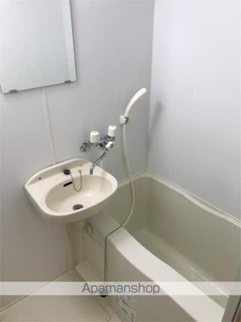 東京都世田谷区上北沢５丁目[1K/25.52m2]のバス