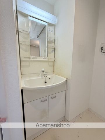 FLOS PROVAの内装写真