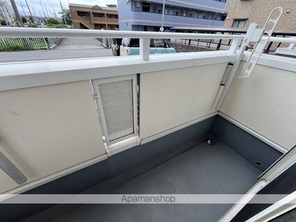 フラン・ジェルメ[1R/32.9m2]のバルコニー