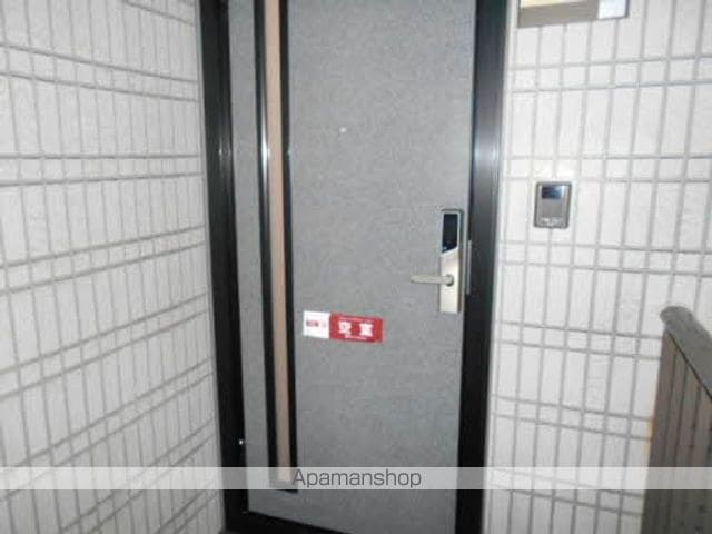 アクアロードIICの玄関写真