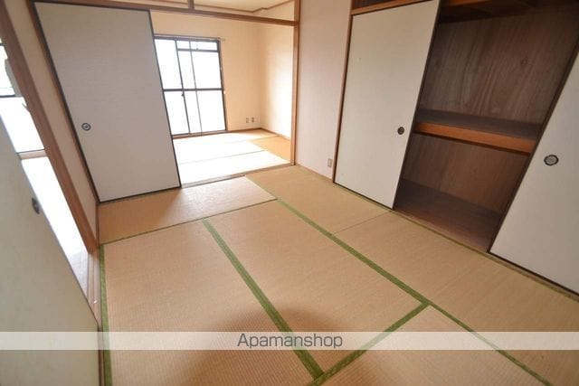 脇坂マンションの内装写真
