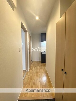 フィカーサ山手[2K/32.85m2]の玄関