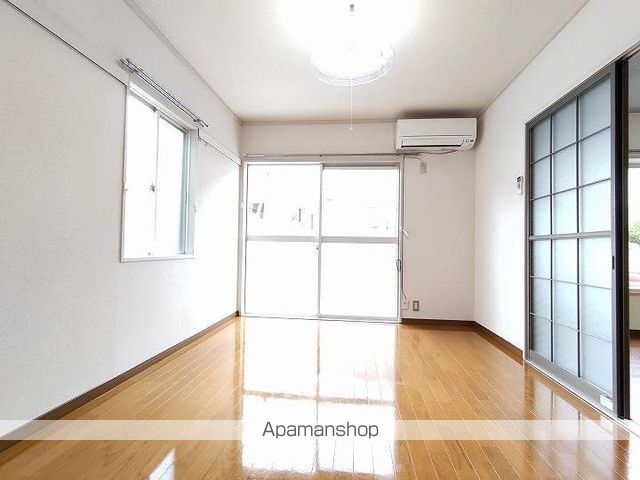 フレグランスシティの内装写真
