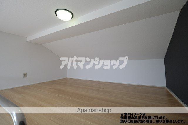 トレニアの内装写真