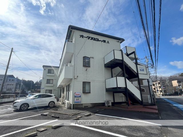 オークスビレッヂAの外観写真