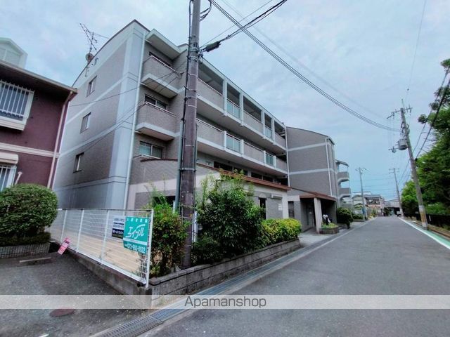 ドゥヴァンルパルク川村の外観写真