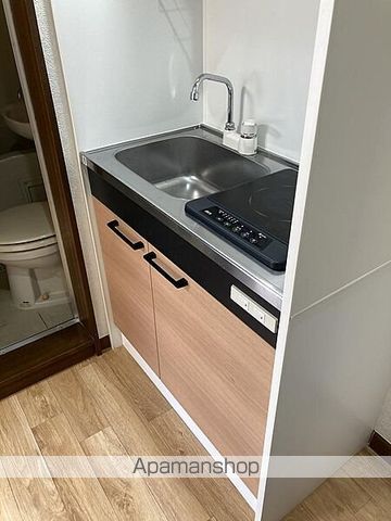 フロムファーストの内装写真
