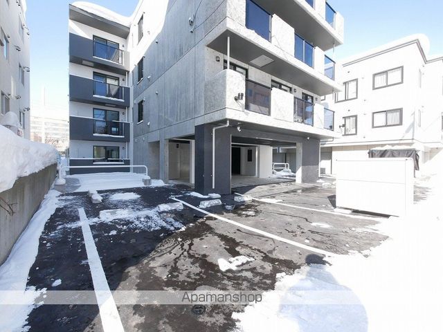 エルプラス中の島の外観写真