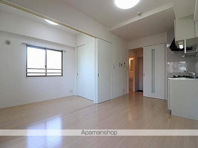タツミ大橋の内装写真