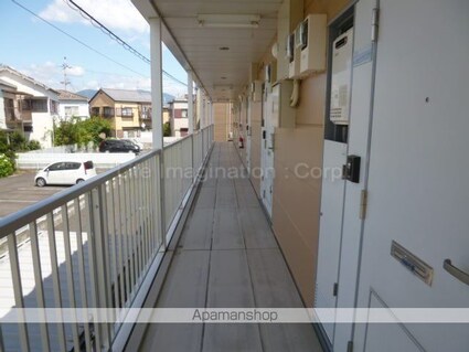 レオパレス湖畔平[1K/19.87m2]のエントランス