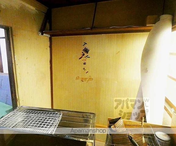 地下鉄烏丸線 北大路駅 徒歩32分 2階建 築64年の内装写真