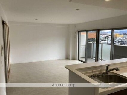 アルファスマートレインボー通り[3LDK/80.8m2]のリビング・居間