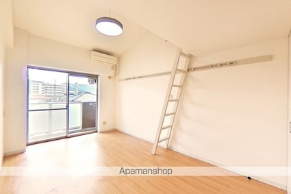 アサヒコート[1K/27.4m2]のリビング・居間