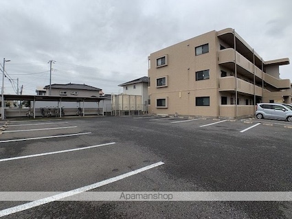 セントラル・フェスタⅣ[3LDK/74.92m2]の駐車場3