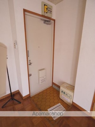 高橋マンション[1R/16m2]の玄関