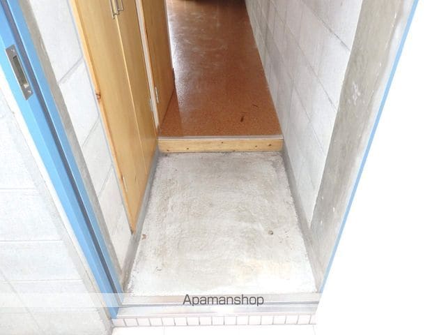 帯広市 3階建 築34年の内装写真