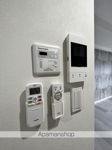 ONLYONE塚本の内装写真