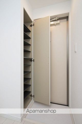 ラフェリオIIの内装写真