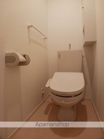 アル カン シェル IVの内装写真