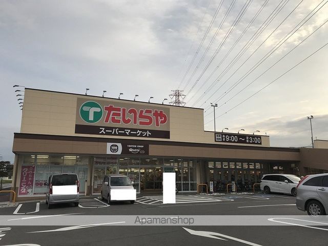 CRESTの周辺写真