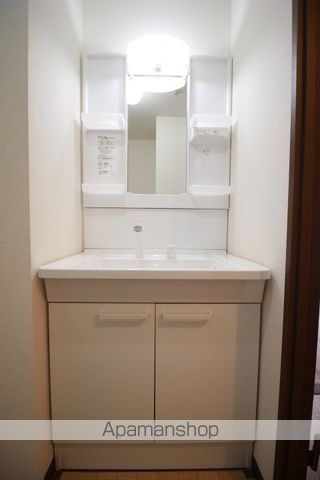 フォーラム伊島一番館の内装写真