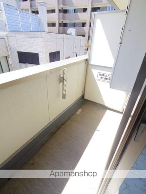 東京都武蔵野市境５丁目[1K/27.25m2]のバルコニー