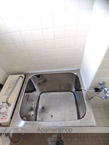 虹ヶ丘マンションの内装写真