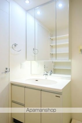 東京都北区滝野川２丁目[1R/28.57m2]の洗面所