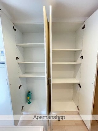 レジディア日本橋馬喰町[2LDK/54.05m2]の内装3